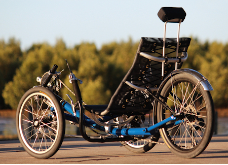 DTRA DLite small recumbent trike